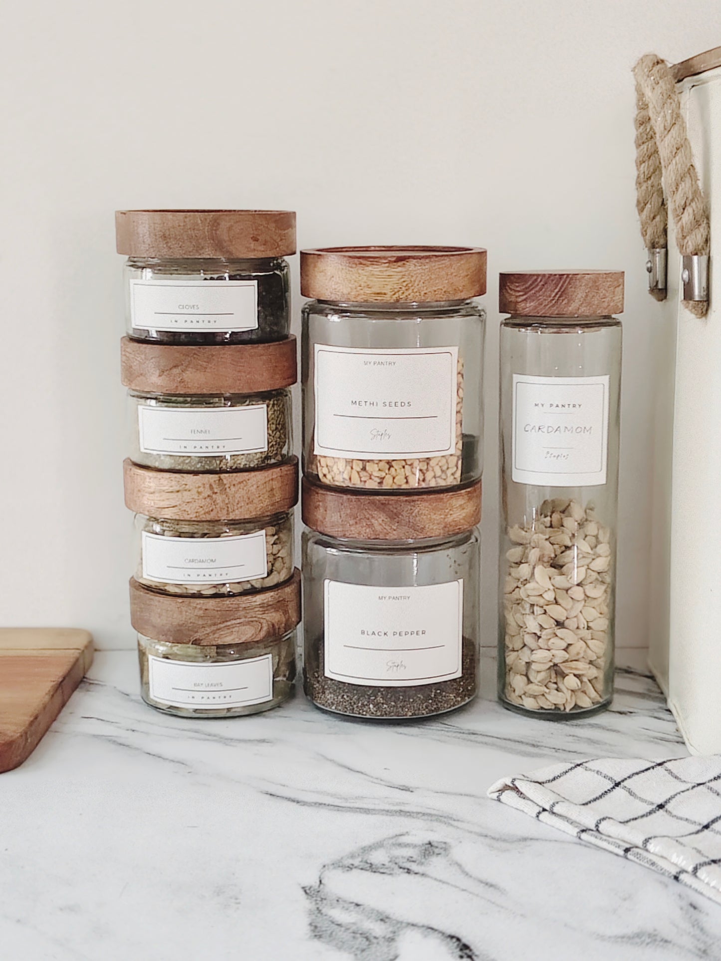 500ml Airtight Medium Glass Jars with Stackable Wooden Lid(Set of 4)