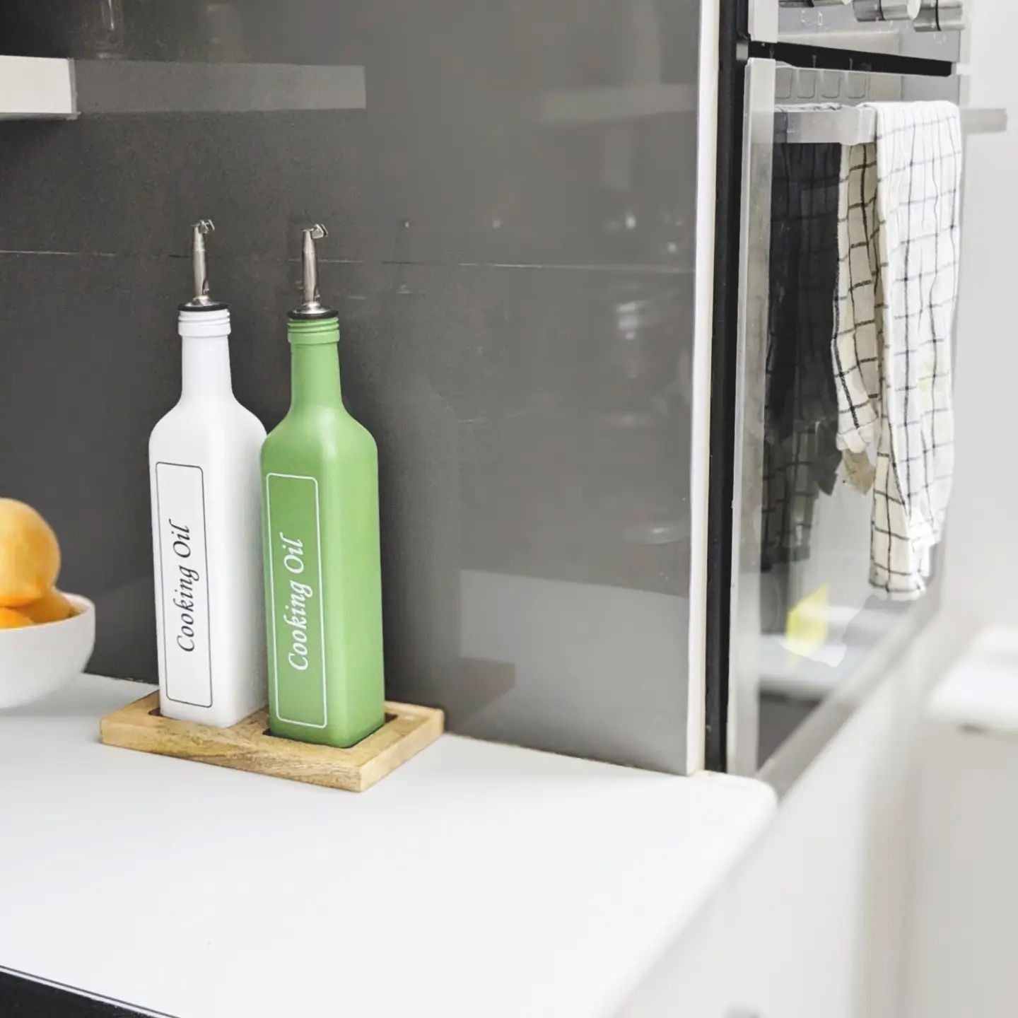 500ml Oil Dispenser With Tray (Set of 2)