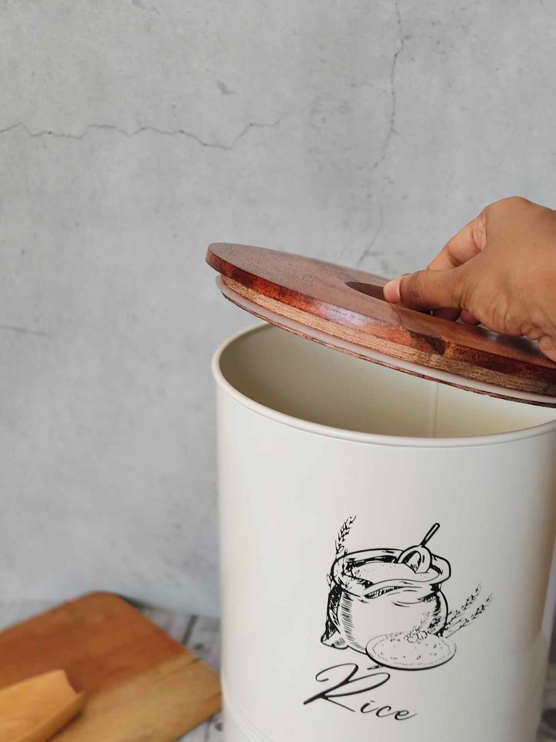 Rice Storage Container 1000ml (8-10 kg) with Wooden Lid and Rope ...